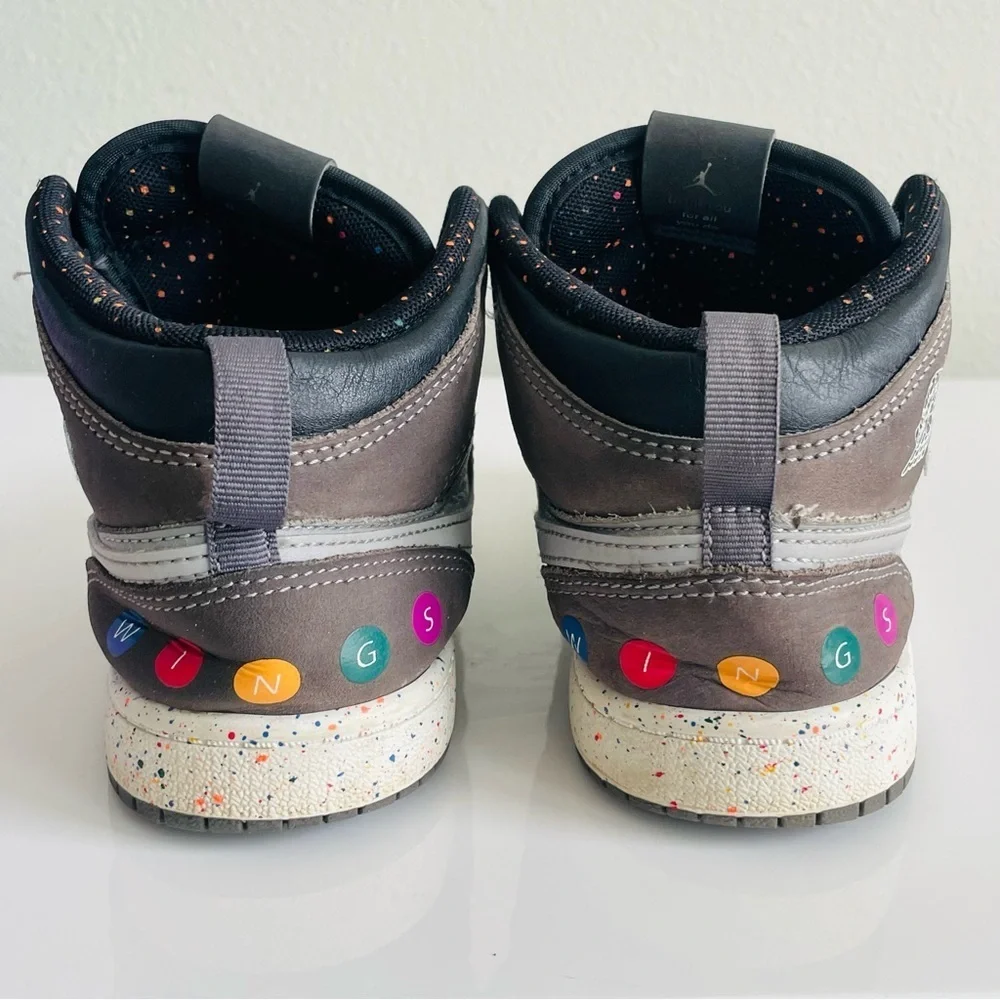 Nike Jordan NY street kids size 2.5Y